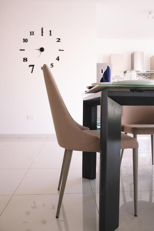 Modern 3 Bedroom With Ac Apartment Żabbar Dış mekan fotoğraf