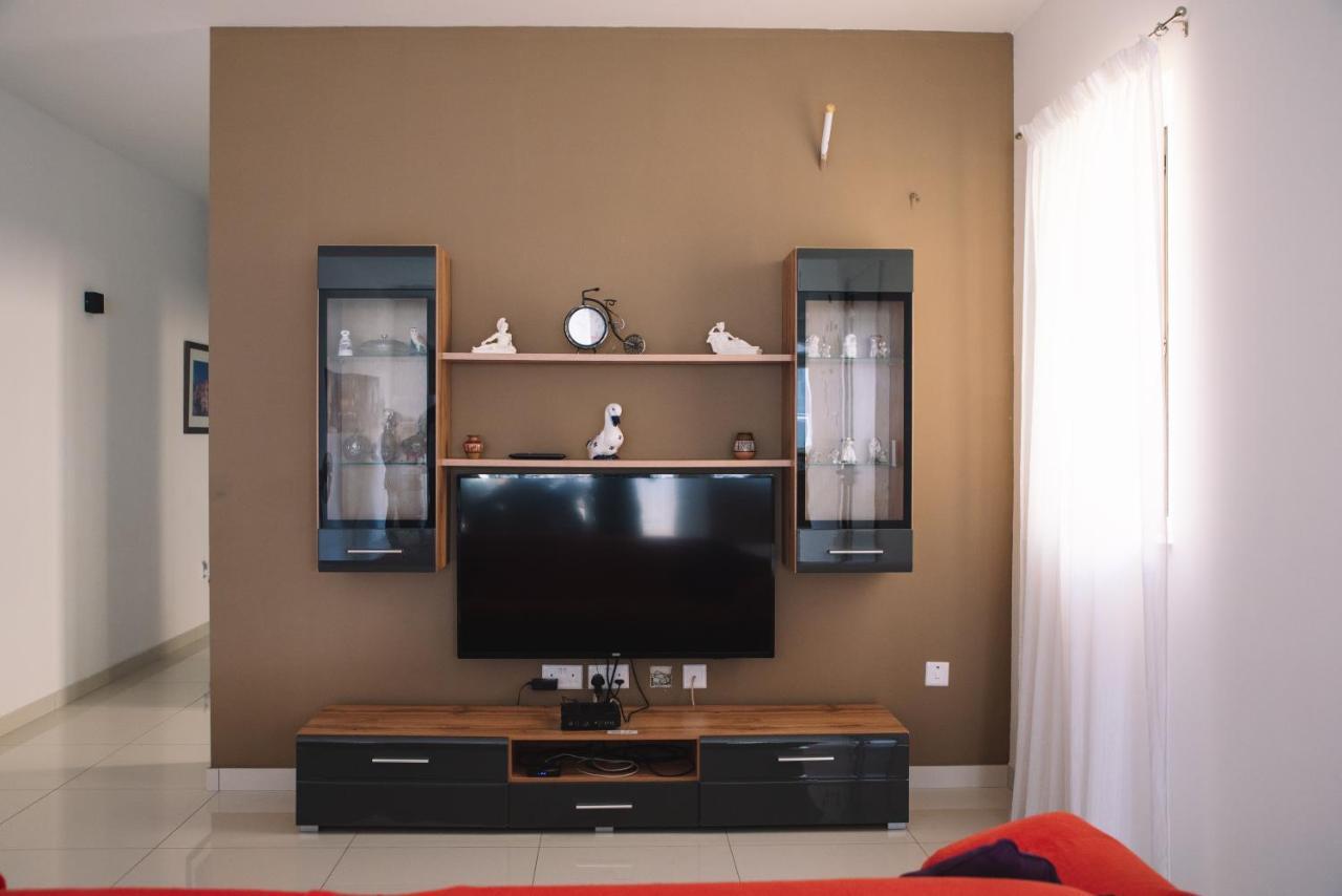 Modern 3 Bedroom With Ac Apartment Żabbar Dış mekan fotoğraf